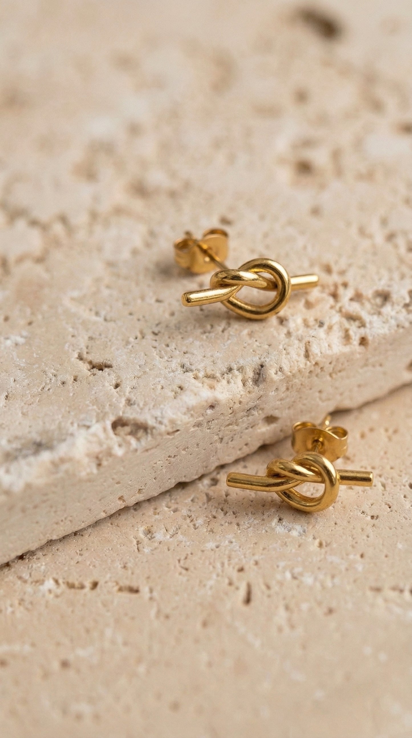 Solea Knot Studs